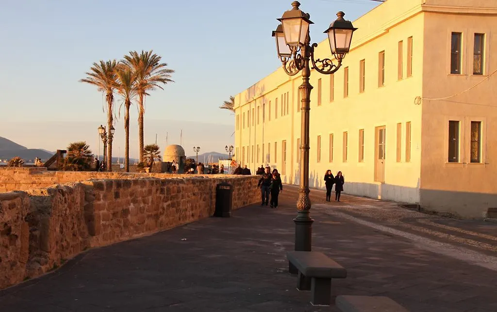 Residenza Buganvillea Alghero 3*,